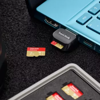 Lecteur de cartes SanDisk 1 pièce USB 3.2 Gen 1 SDDR-B731-GN6NN