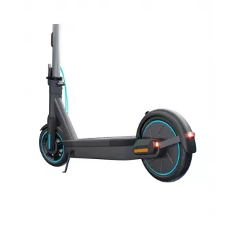 Motus Scooty 10 GEN5 Electric Scooter, 350 W, 36 V 15 Ah, 10-inch wheels, 20 km/h, 65 km range, Black