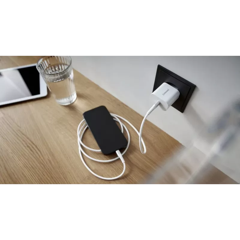 Chargeur intérieur Intenso POWER ADAPTER USB-C/7802012
