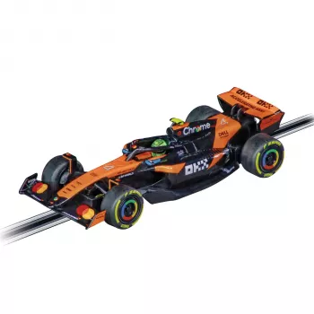 Carrera GO!!! McLaren MCL39 L. Norris n° 4 2025 Voiture de circuit 1:43