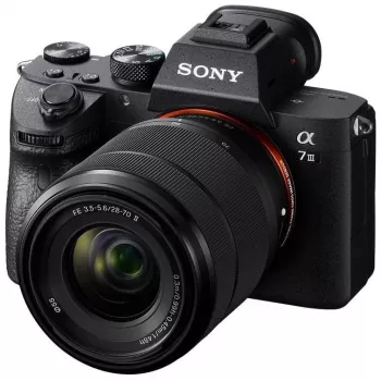 Sony Alpha ILCE-7 Mark III + Sony SEL 28-70mm f/3.5-5.6 OSS II kit appareil photo hybride