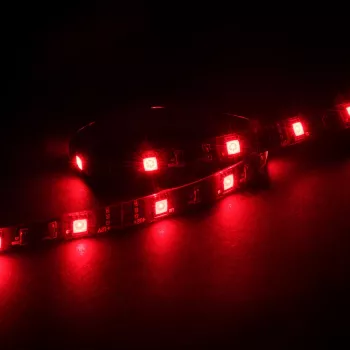 Bandeau LED rouge Akasa Vegas M AK-LD05-50RD pour éclairage interne de boîtier PC, 50 cm, fixation magnétique, Molex 4 broches