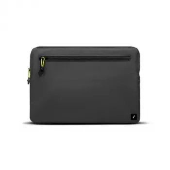 Housse ultralégère Native Union pour MacBook 15 inch (noir)