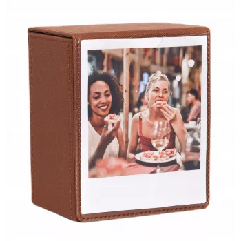 LOVEINSTANT Boîte de rangement photo pour 100 photos instantanées compatible avec Fuji Instax Wide, Square, Polaroid 600, i-Type (Now) - Marron avec fenêtre de visualisation