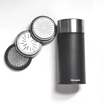 Microplane Universal Mill - noir/transparent, râpe rotative pour fromages à pâte dure, chocolat, noix, épices