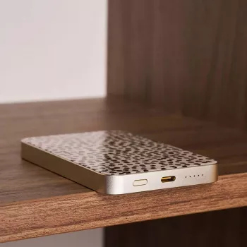 Batterie externe Burga Magnetic 5000 mAh Almond Latte Gold