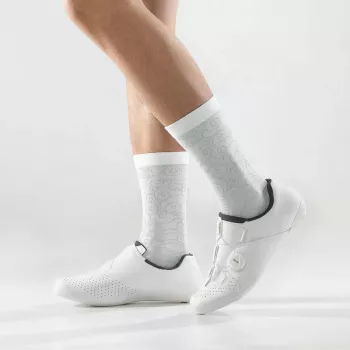 Chaussettes de cyclisme ROCKBROS Road to Sky blanches 43-46 (1 paire) – chaussettes unisexes respirantes à mi-mollet