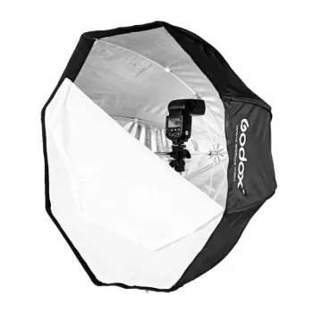 Softbox parapluie octogonale Godox SB-UBW95 95 cm avec monture Bowens, intérieur argent, diffuseurs et sac de transport