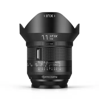 Objectif ultra grand-angle fixe Irix 11mm f/4 Firefly pour Canon EF