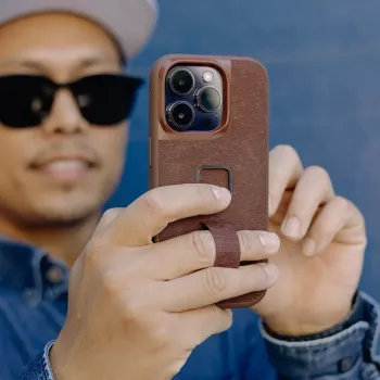 Peak Design Mobile Everyday Loop Case V2 for Apple iPhone 15 Pro Max, redwood (M-LC-BL-RD-2)