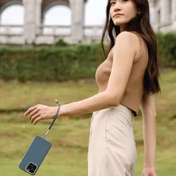 UNIQ Coehl Laurel Dragonne universelle pour téléphones Noir