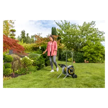 Chariot enrouleur de tuyau Kärcher 2.645-368.0 avec tuyau PrimoFlex 20 m, noir/jaune