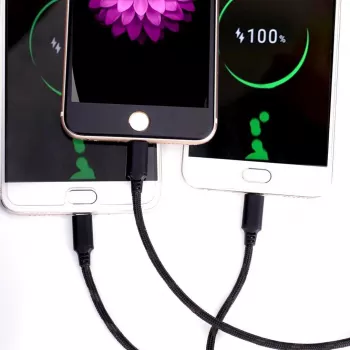 CYOO Câble USB 3 en 1 de charge et de données - Micro USB, USB-C, Lightning - noir