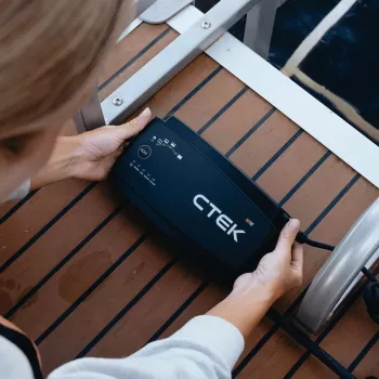 Chargeur de batterie automatique CTEK M15 EU 40-192 12 V 15 A pour batteries plomb-acide et lithium