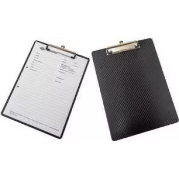 Pince à documents WEDO A4 aspect carbone noire avec pince métallique et œillet de suspension 57680