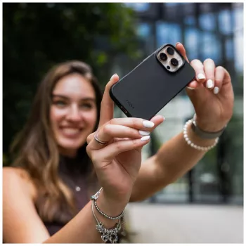 Coque arrière Fixed ReStory pour Apple iPhone 16e, TPU, noire